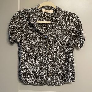 Cropped patterned button down
